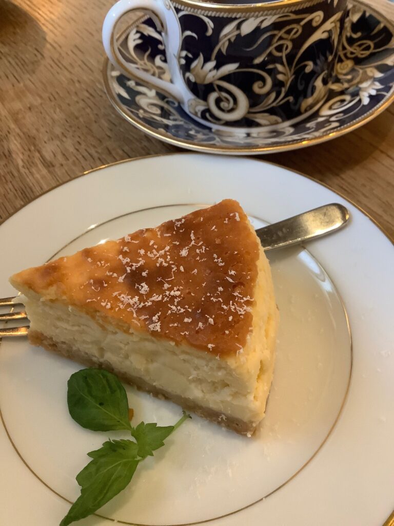 喫茶ヒトクチヤ